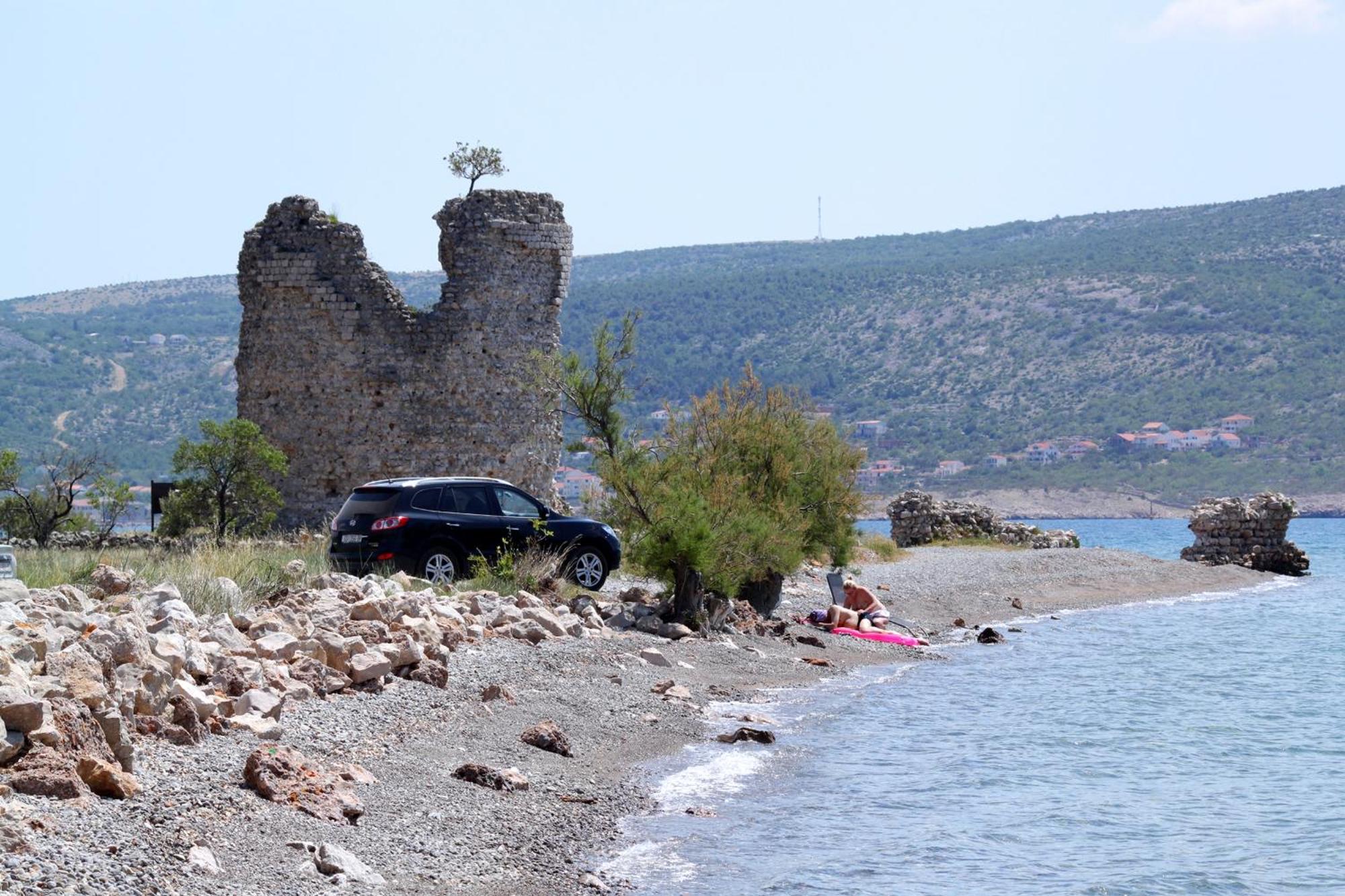 Apartments By The Sea Starigrad, Paklenica - 16421 Екстериор снимка
